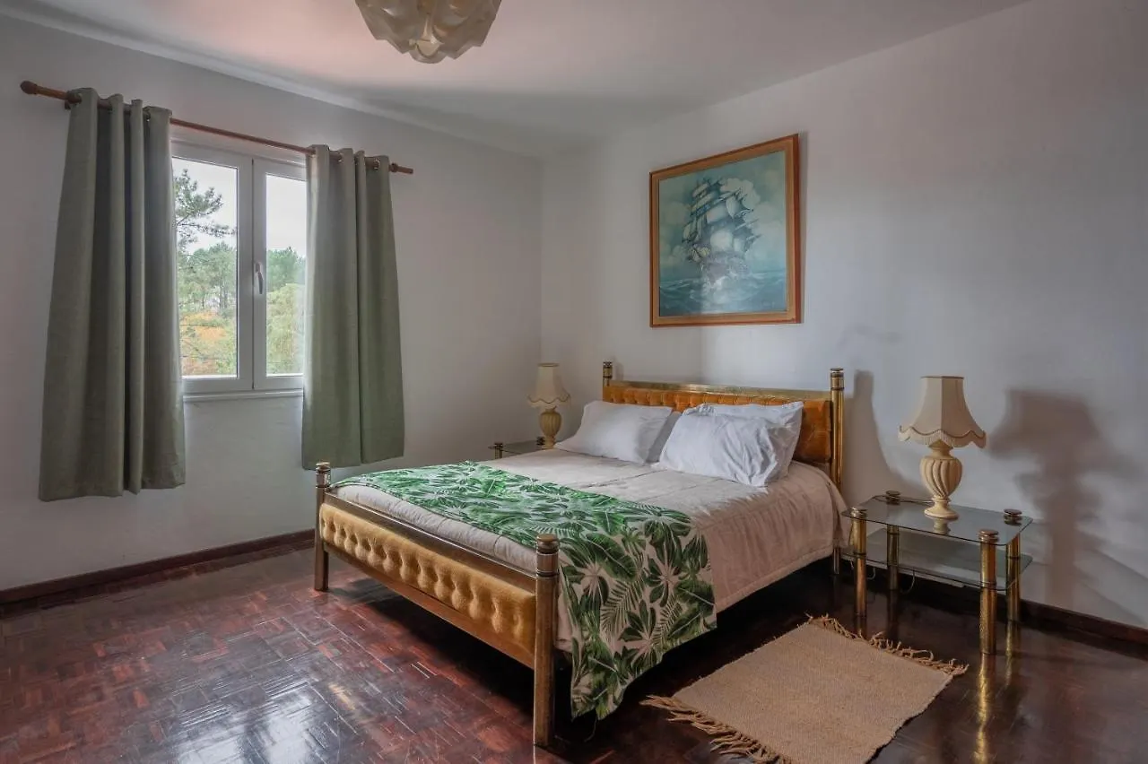 Villa Familia Dehoux Camacha  Apartment